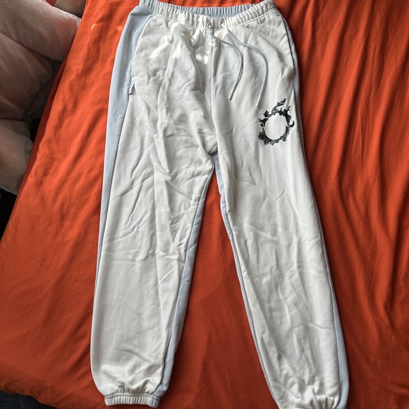PUMA x FINAL FANTASY XIV Sweatpants White Puma - Picture 2 of 2
